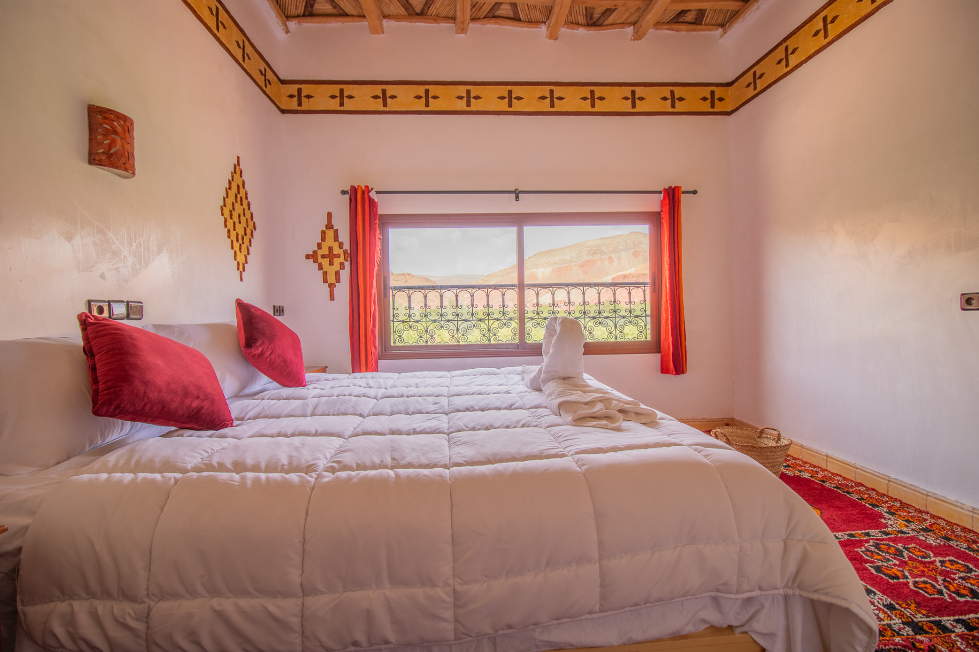 Double Room — Rose Valley at Hotel Awayou Valée Rose — photograph 2 of 4