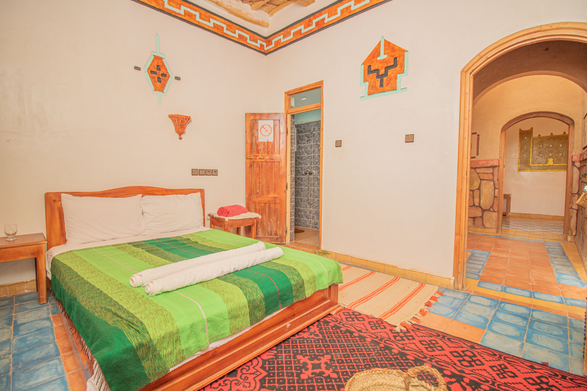 Double Room — Arched Entrance at Hotel Awayou Valée Rose in Boutghrar, Rose Valley