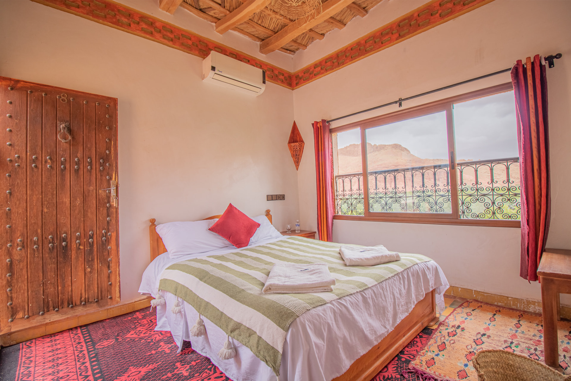 Double Room — Balcony View at Hotel Awayou Valée Rose in Boutghrar, Rose Valley