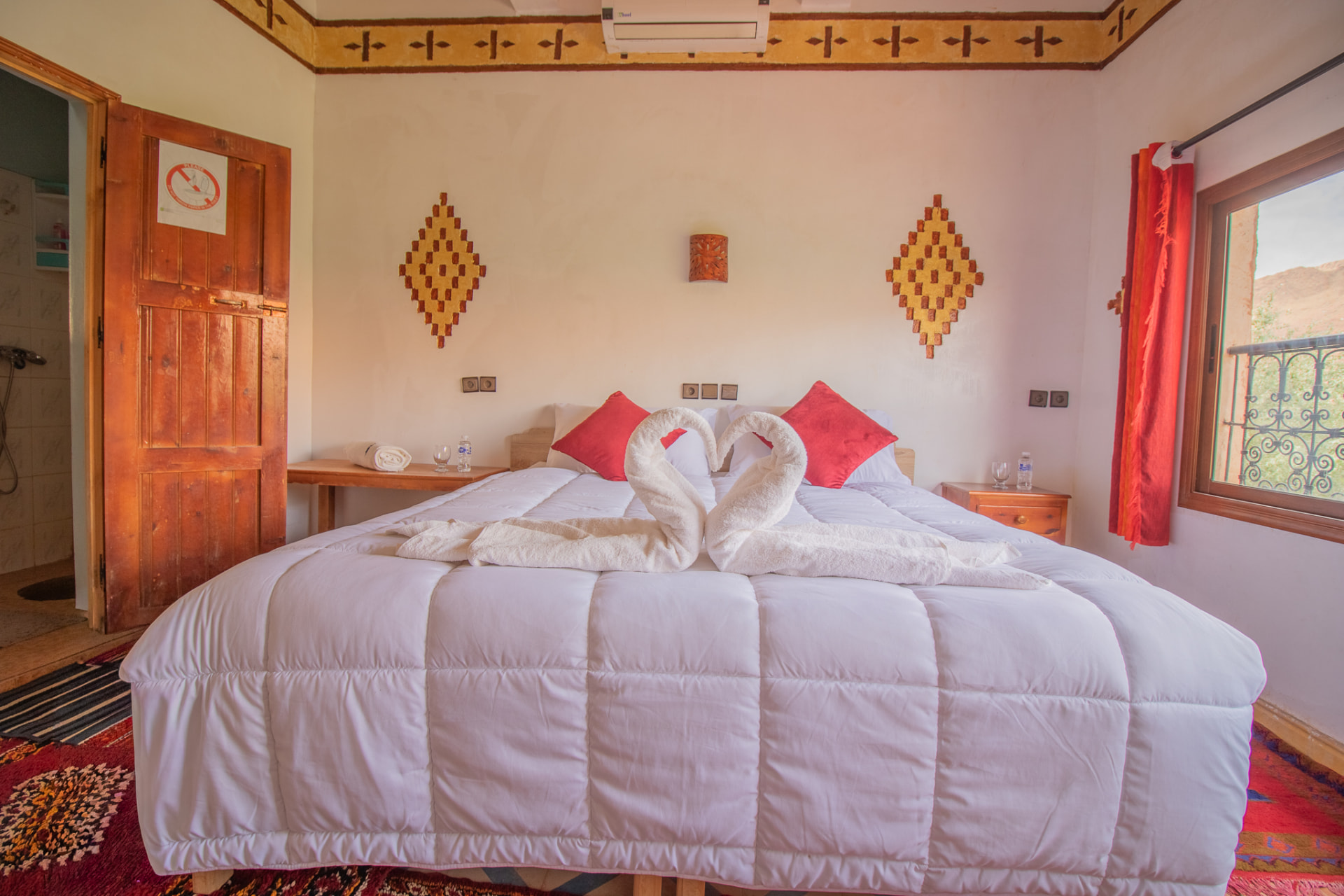 Double Room — Rose Valley at Hotel Awayou Valée Rose — photograph 3 of 4